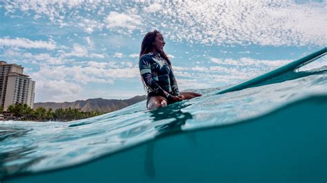 How I Became a Professional Surfer in Hawaii: Women Who Travel Podcast ...