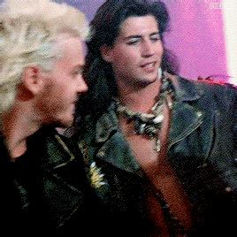 “𝐝𝐰𝐚𝐲𝐧𝐞” the lost boys 1987 ¡ on We Heart It | The lost boys 1987, Lost boys movie, Lost boys