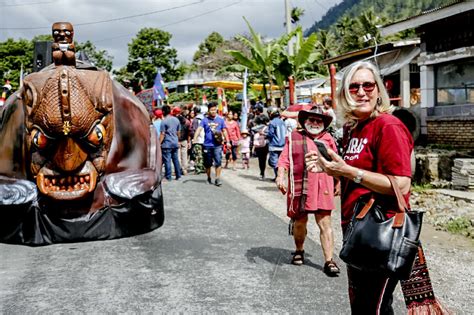 Sigale Gale Carnival 2019 Memperkaya Atraksi Wisata di Kawasan Danau ...