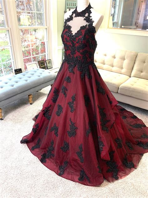 Tarah Burgundy and Black Wedding Dress, Wine Red Wedding Dress ...