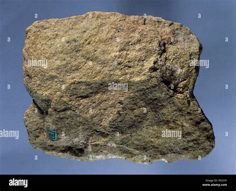 Dunite, intrusive igneous rock Stock Photo - Alamy