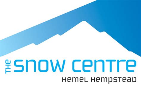 Half price ski & snowboard lessons at Hemel Hempstead Snow Centre