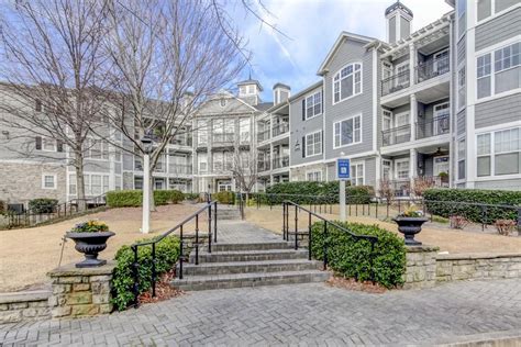 Vinings Vineyard Condos for Sale | 4100 Paces Walk SE