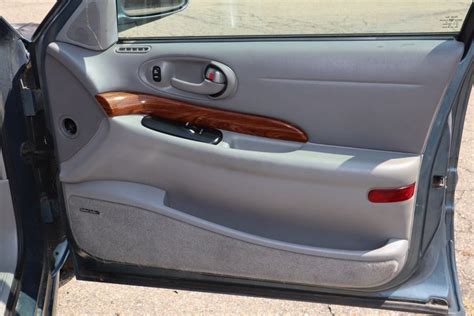 2001 Buick LeSabre Custom | Victory Motors of Colorado