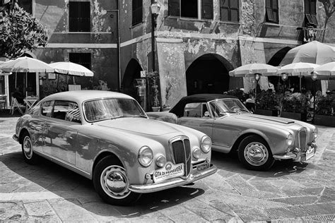 Classic Lancias in Vernazza, Cinque Terre, Italy | Randy Durrum | Flickr