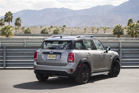 MINI Countryman Hybrid Review - Is This The Perfect MINI Daily Driver ...