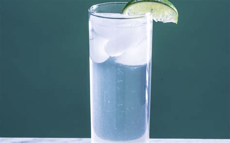 XLG&T (Extra Lime Gin & Tonic) Recipe - Los Angeles Times