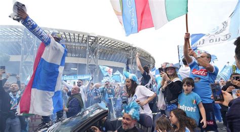 Napoli fans already celebrating in anticipation of title