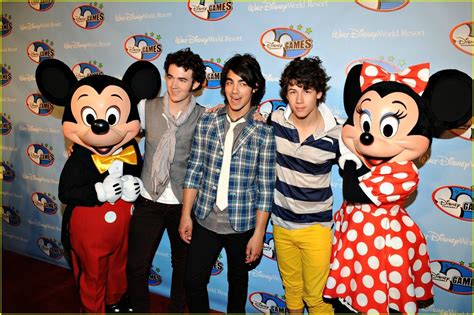 Disney Channel Games, Nick Jonas Pictures, Joe Jonas, Jonas Brothers ...