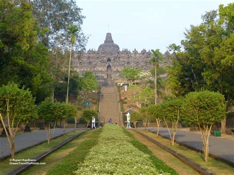 Explore historic temples without the crowds – Yogyakarta, Indonesia | DreamTravelOnPoints