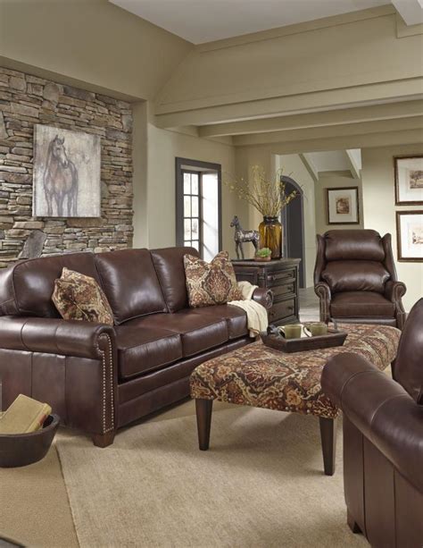 What Color Goes Good With Brown Sofa | www.resnooze.com