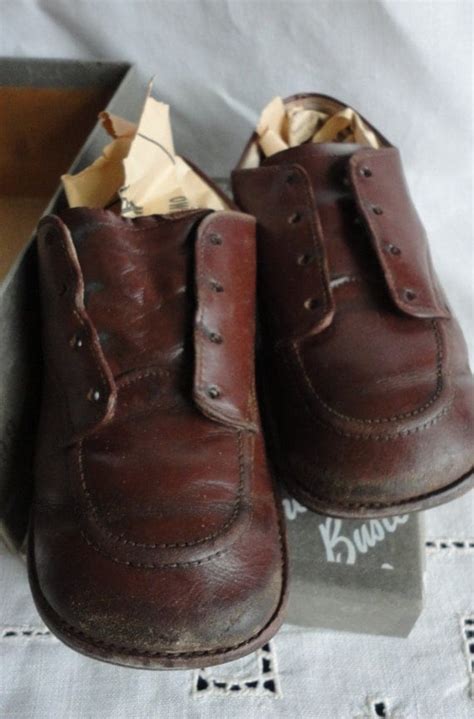 Vintage BUSTER BROWN Childrens Shoes with by handmaidmarian