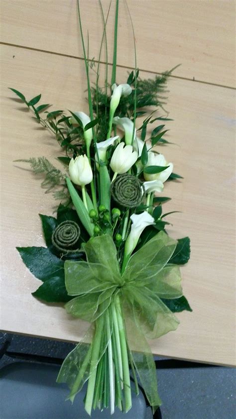 Presentation bouquet | Bouquet, Plants, Florist