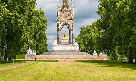 Kensington Gardens - Kensington Palace Gardens, London