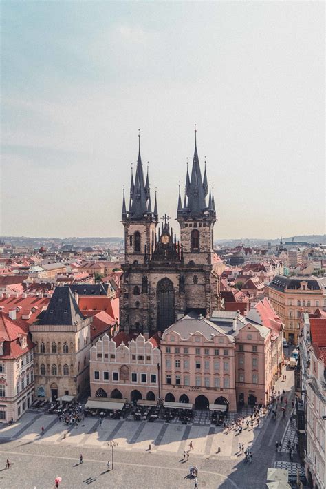 How to Visit the Prague Dancing House (Tančící dům) | solosophie