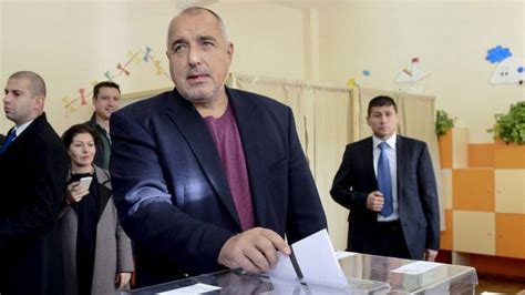 Bulgarians vote in round one of presidential election | Financial Times