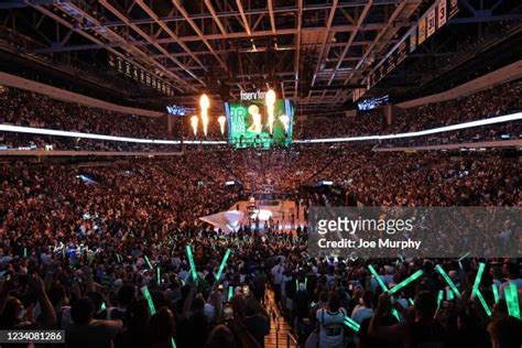 Milwaukee Bucks Arena Photos and Premium High Res Pictures - Getty Images