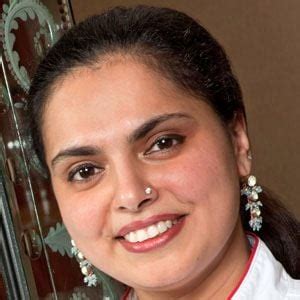 Maneet Chauhan - Age, Family, Bio | Famous Birthdays