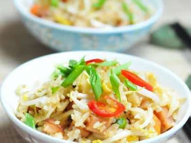 Cantonese fried rice - Recipe Petitchef