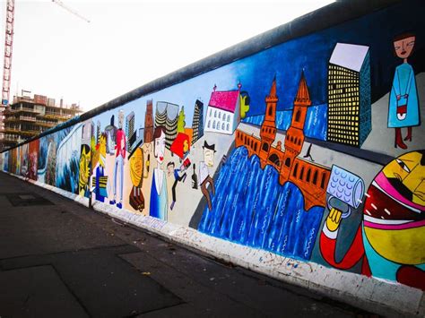 Berlin Wall editorial photo. Image of murals, divide - 48823611