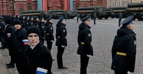 At Russia’s Victory Day Parade, Putin Keeps Ukraine in the Distance ...