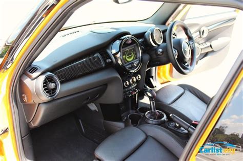 Review: MINI Cooper S 5-door (F55) – Fun, But Its Newer Siblings Are Better - Reviews | Carlist.my