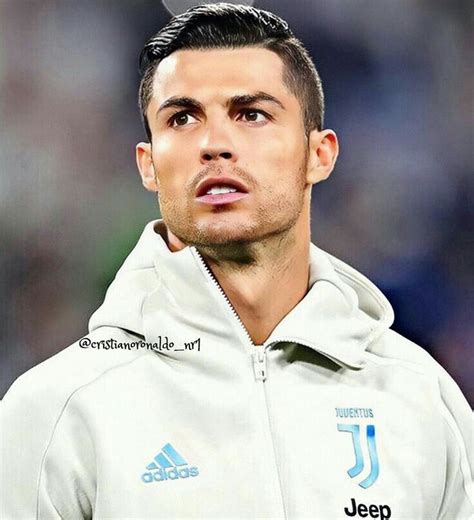 Cristiano Ronaldo Juventus, Cristino Ronaldo, Ronaldo Football, Football Players, Cr7 Wallpapers ...