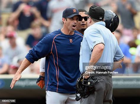 Detroit Tiger Brad Ausmus Photos and Premium High Res Pictures - Getty ...