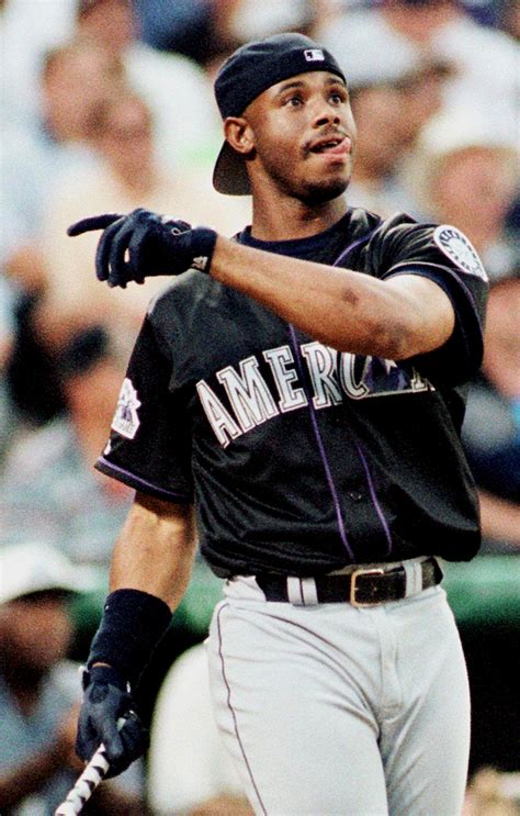 Ken Griffey Jr Wallpapers - Top Free Ken Griffey Jr Backgrounds - WallpaperAccess