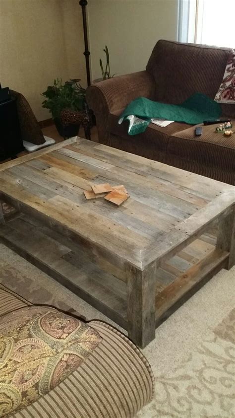 Pallet wood coffee table created out of red oak pallets that laid out ...