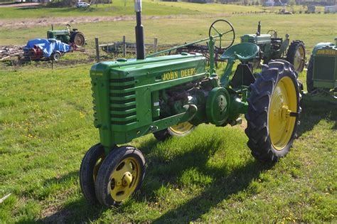 Restored John Deere Model “H” - Green Magazine