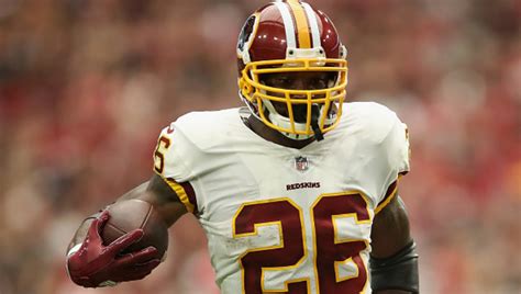 Adrian Peterson Believes He Can Still Break NFL All-Time Rushing Record - DC Sports King