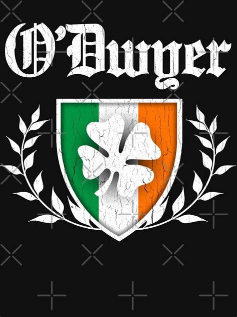 "O'Dwyer Family Shamrock Crest (vintage distressed)" T-shirt by ...