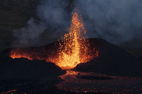 Volcano Eruptions Are Notoriously Hard to Forecast, but a New Method Using Lasers Could Be the ...