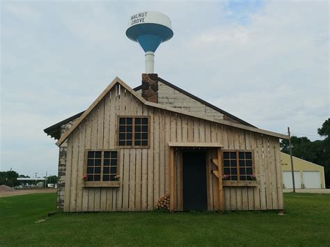 Little House on the Prairie TV Show – Laura Ingalls Wilder of Walnut Grove