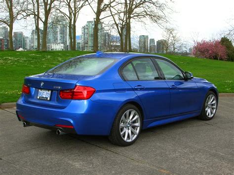 BMW F30 335i xDrive M Sport Review by Autos.ca - autoevolution