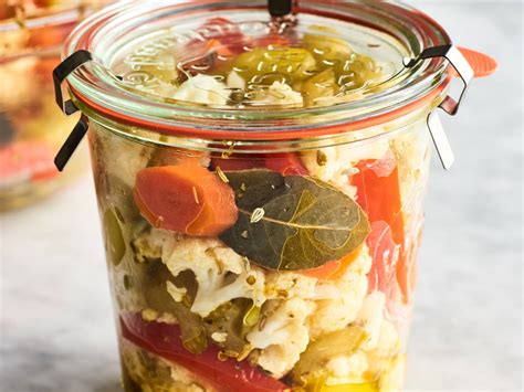 Authentic Italian Giardiniera Recipe | Bryont Blog