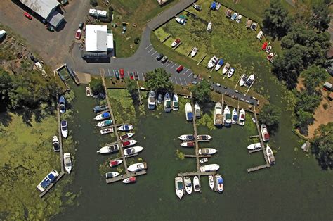 Pirates Cove Marina in Clay, NY, United States - Marina Reviews - Phone Number - Marinas.com