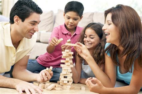 Cinco actividades divertidas para practicar con tus hijos | Familias