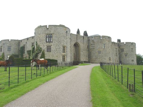 Photos of Chirk Castle and Grounds - 1440 x 1080 pixels