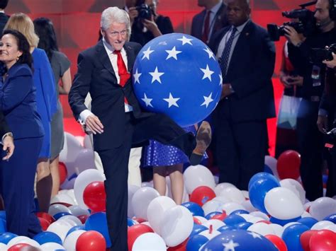 Hillary Clinton, Democrats react to balloons at DNC like seeing snow ...