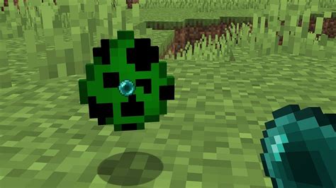 what's inside creeper spawn egg ? - YouTube