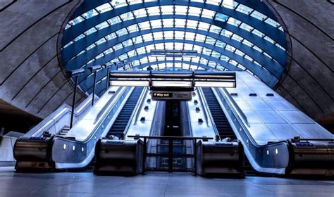 Escalators: A professional's guide for better planning & installation | Building and Interiors