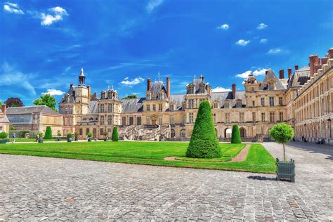 Castello di Fontainebleau: biglietti, orari e informazioni utili per la visita - Franciaturismo.net