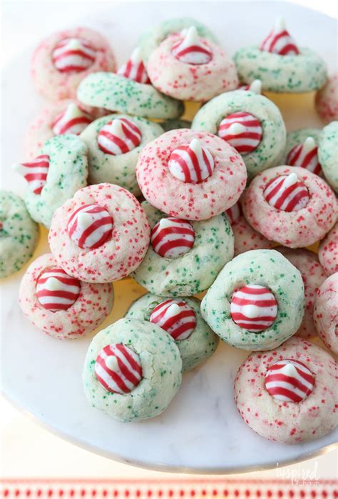 Peppermint Kiss Cookies - Christmas Cookie Recipe