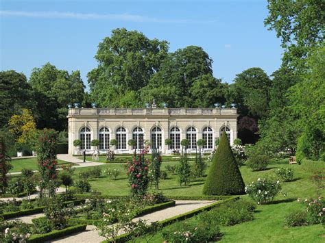 L'orangerie - Jardin de Bagatelle, bois de Boulogne, Paris | Secret ...