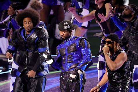 Usher Performs 'Yeah!' with Lil Jon and Ludacris at Super Bowl - XXL