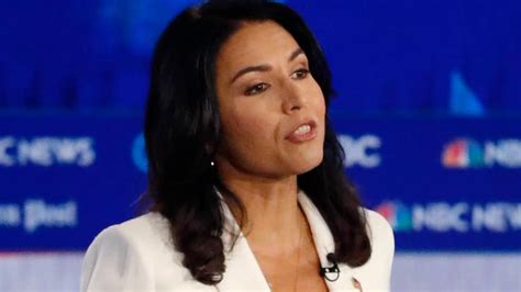 NY Times fashion critic trashes Tulsi Gabbard's white pantsuit, but ...