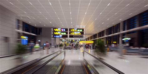 LED light: Malaga Airport, Terminal 3 - Community - Projects