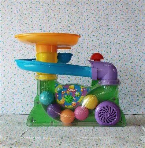 *11/15*SOLD~Playskool Busy Ball Popper